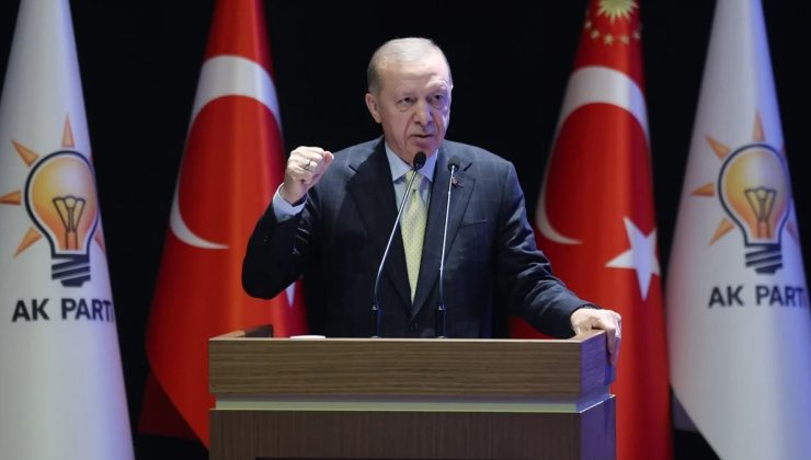 Cumhurbaşkanı Erdoğan: Korsan siyaset yapmaya kalkana eyvallah etmeyiz