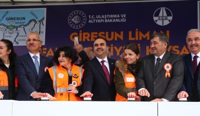 Giresun Liman Farklı Seviyeli Kavşağı’nın temel atma töreni yapıldı