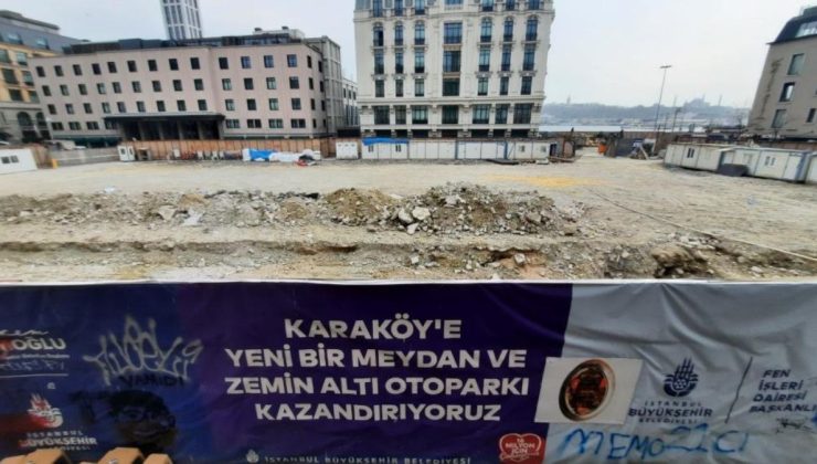 Karaköylüler isyanda! İBB’nin meydan projesi esnafın çilesi oldu