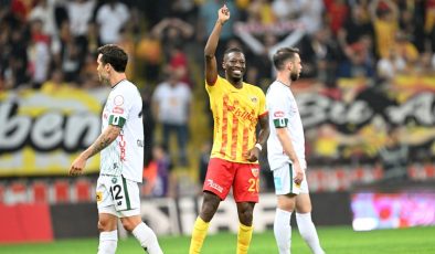 Konyaspor ile berabere kalan Kayserispor, ligde kaldı