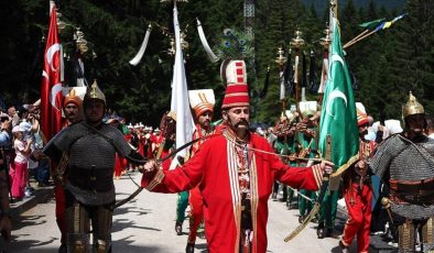 Bosna Hersek’teki 514’üncü Ayvaz Dede Şenlikleri’ni binlerce kişi izledi