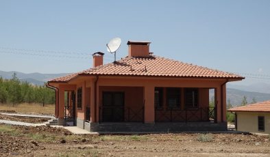 Gaziantep’te depremzedeler, villaları aratmayan köy evlerine taşındı