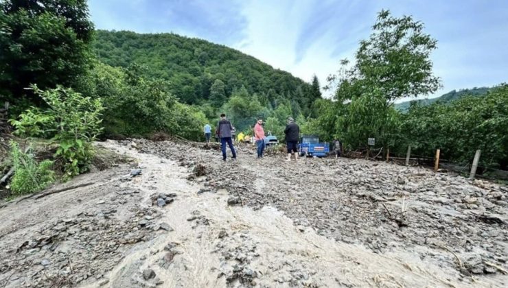 Karadeniz’i sel vurdu: Meteoroloji’den 16 il için uyarı üzerine uyarı