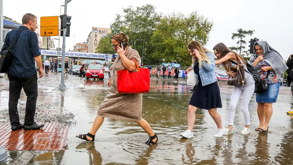 SON DAKİKA… Meteoroloji’den hava durumu uyarısı! İstanbul dahil o iller için saat verildi: Kuvvetli sağanak geliyor!