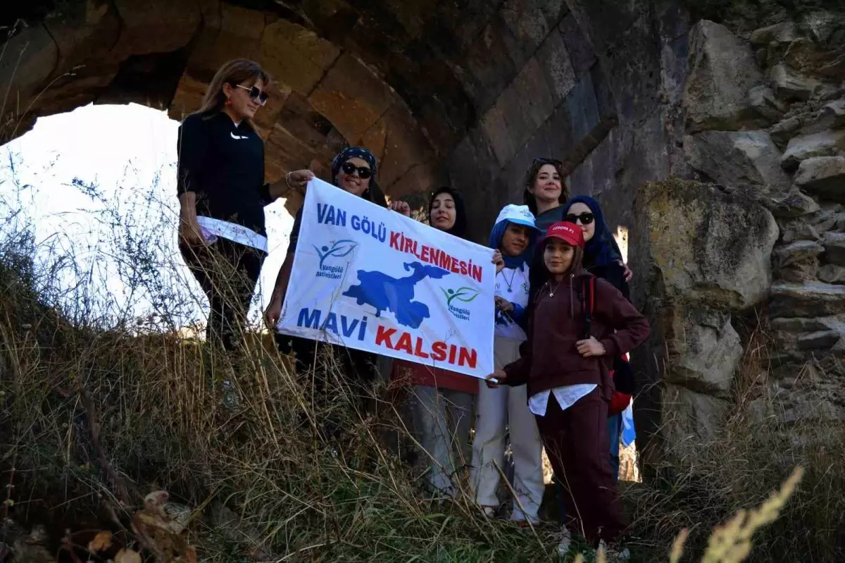 Vangölü Aktivistleri Derneği’nden Doğa Yürüyüşü